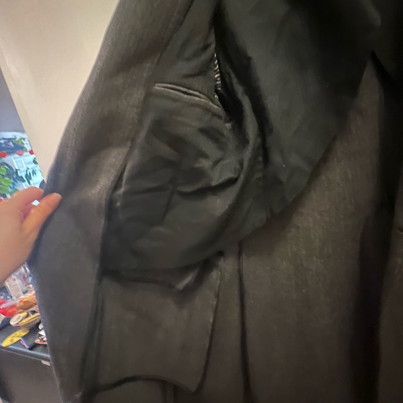 Men's Gray Suit Jacket - Picture 5 of 7